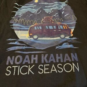 Noah Kahan Stick Season Graphic sweatshirt gently worn